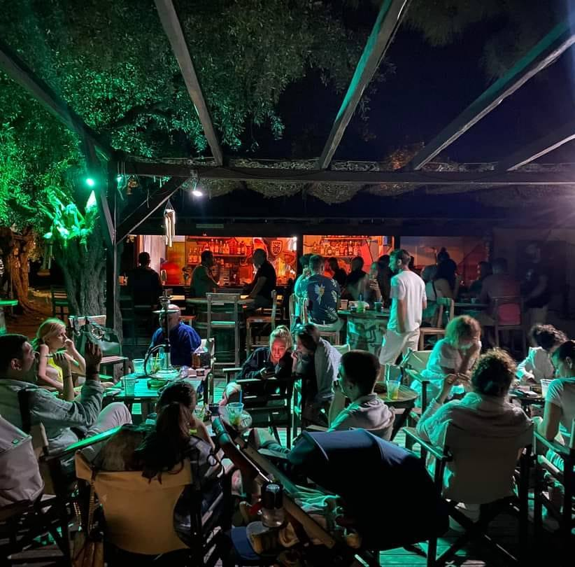 Arriba night